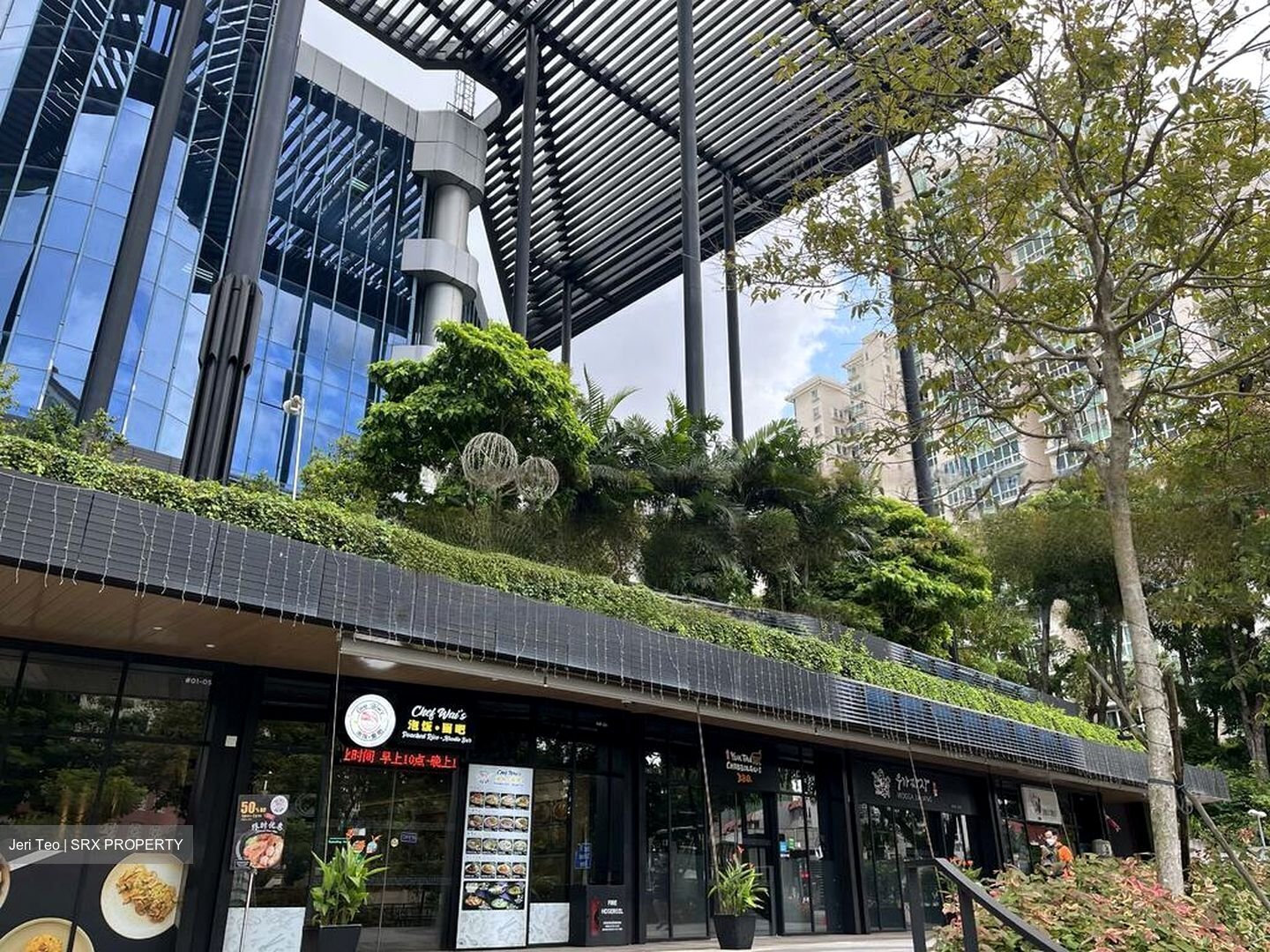 New Tech Park (D19), Retail #526479871